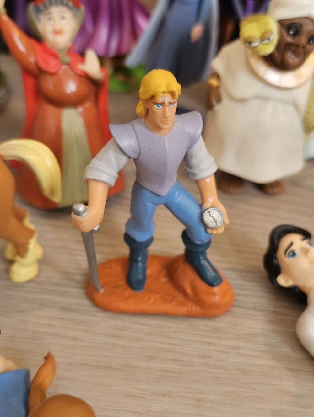 Disney Princess & Character Figurine Lot – Mixed PVC Toy 25 Figures - Picture 8 of 16